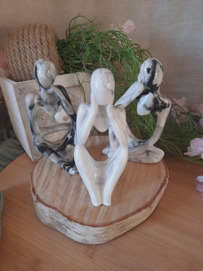 statuette série "Le Penseur" blanc marbré noir