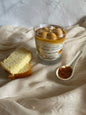 vous allez succomber à cette bougie gourmande avec son parfum envoutant de brioche et ses notes de caramel 