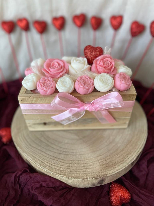 l'amour et la passion sont à l'honneur avec cette décoration stylée de fondants de cire sur le thème de l'amour au parfum de l'inspiration de la vie est belle 